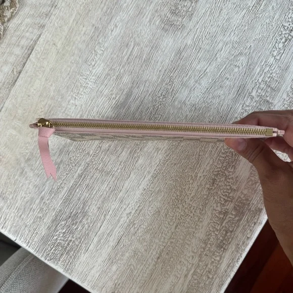 Authentic Louis Vuitton Felicie Insert Damier Azur/Rose Ballerina Zip Pouch - Picture 5 of 12